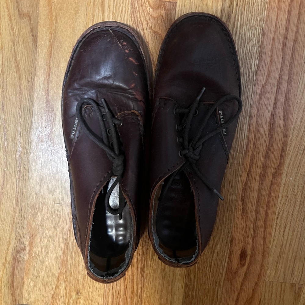 Men's Dark Brown Leather Chukka Boots